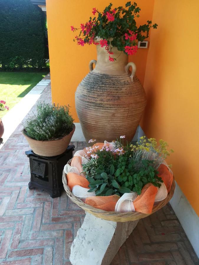 La Brigata Apartments Orange House Cavallino-Treporti Exteriör bild